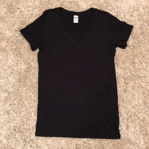VS PINK v-neck tee